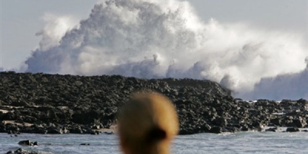 30 foot tidal wave at Reunion Island came from South African storm