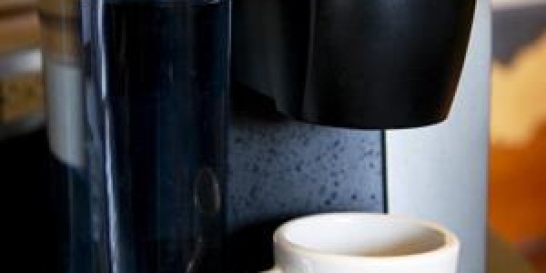 Coffee Snobs Are Losing Ground