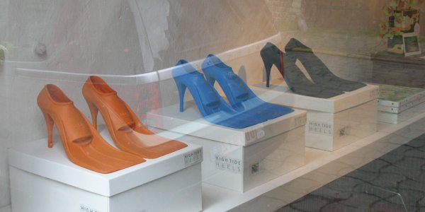 Like women in high heels?  Thank science