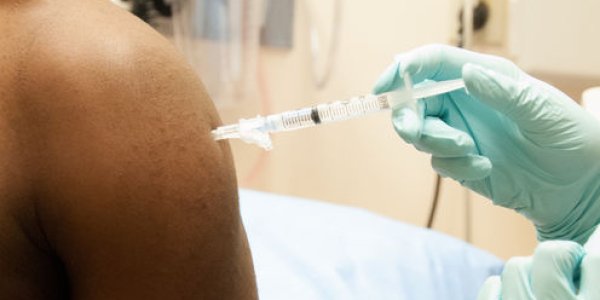 800 Vials Of Experimental Ebola Vaccine Shipped From Canada