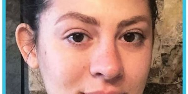 DIY Cosmetics: A Menstrual Blood Face Mask