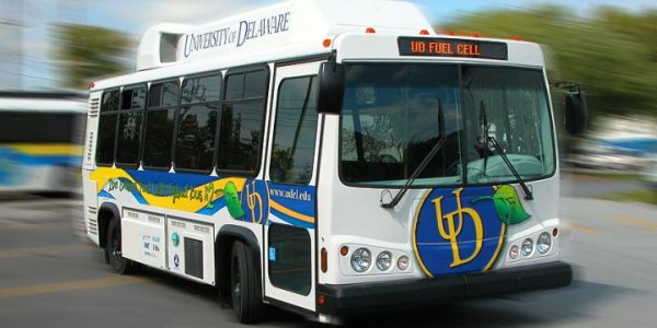 Emissions-Free Hydrogen Cars Get A Little More Viable