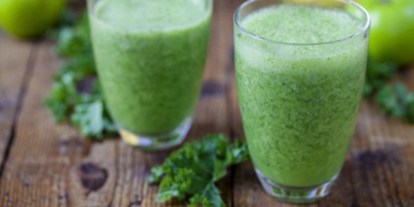 Starbucks Follows Up Successful "Race Together" Campaign With Kale Drinks