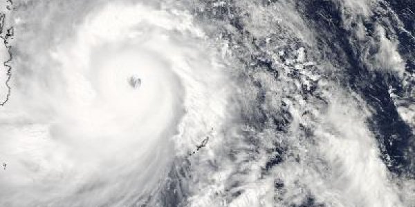 Super-Typhoon Haiyan Hits The Philippines