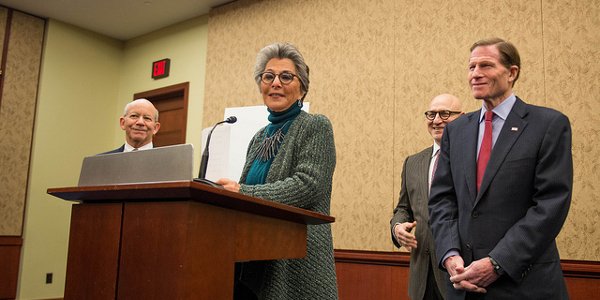 Democrats Make Another Run At Federal GMO Labels