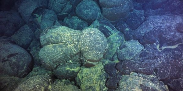 Seafloor Volcano Pulses May Alter Climate