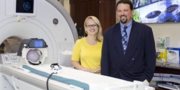 Brain Networks Hyper-Connected In Depressed Young Adults