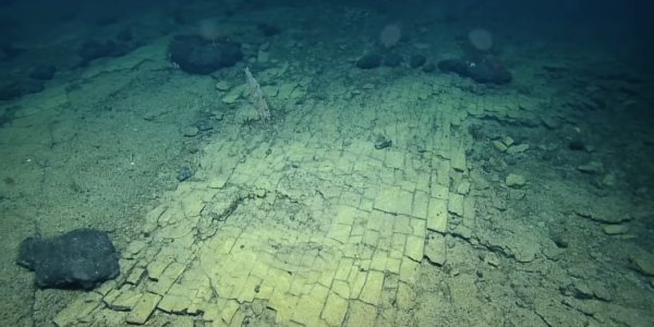 'The Yellow Brick Road' to Atlantis Spotted In The Pacific Ocean