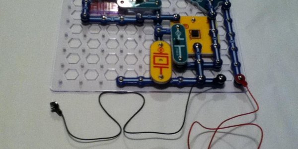 Snap Circuits Science:  Hot Liquid Level Indicator For Vision Impaired