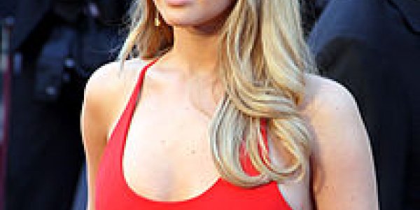 Misogyny Wins With Hacking Of Intimate Celebrity Pictures – But You Can Choose Not To Look