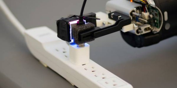 GelSight: Fingertip Sensor Gives Robot Dexterity In Real Time