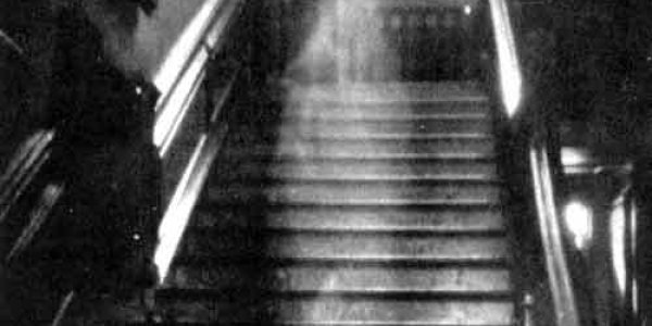 Ghostly Photos - Hauntings Or Hoaxes?