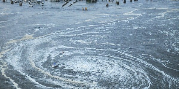 Japanese Earthquake Causes 'Supermoon' Concern