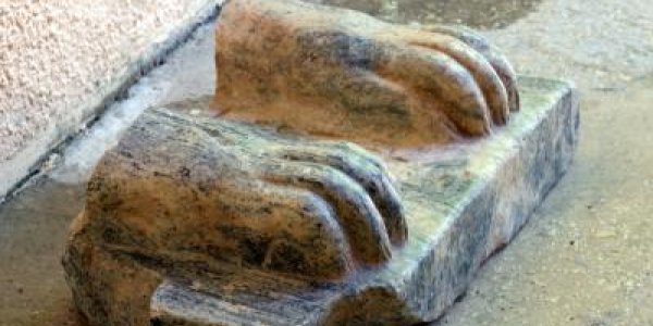 During Civil Unrest In Egypt, Ancient Pharaoh Mycerinus Makes Surprise Appearance At Archaeological Dig