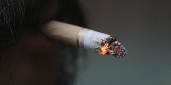 Cigarette Smoking Associated With Increased Risk Of Psychosis