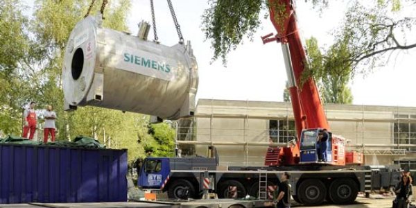 Want To Know What The Inside Of The Body Really Looks Like?  It Takes This 35-Ton Beast