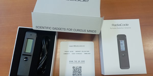 Your Portable Radiation Spectrometer - The Wondrous Radiacode 103