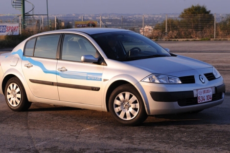 Project Better Place Renault-Nissan Electric Car Project Better Place Renault-Nissan Electric Car