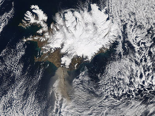 Ash plume from Eyjafjallajökull Volcano, taken by the Aqua Satellite on the 14 April 2010 Ash plume from Eyjafjallajökull Volcano, taken by the Aqua Satellite on the 14 April 2010