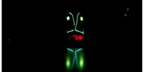 In Time For Halloween: New Thin Film Yarn Glows In The Dark