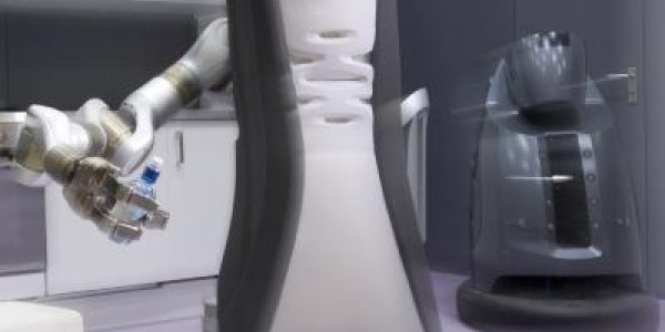 Care-O-Bot: Adorable Robot That Still Does Practical Things