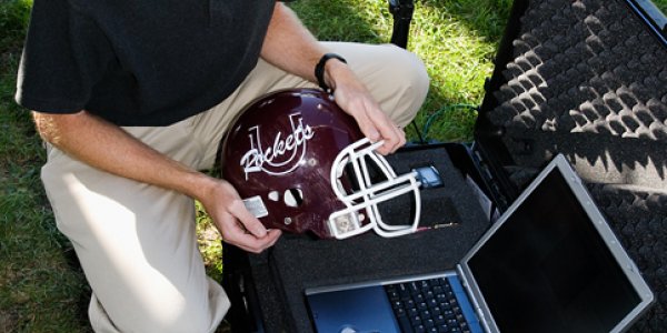Special Football Helmets Monitor Brain Injuries