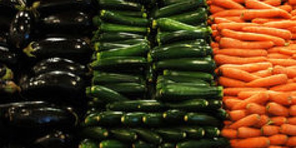 Stop Eating Affordable Vegetables, It’s Just Too Dangerous, Claims Organic Industry Funded Paper